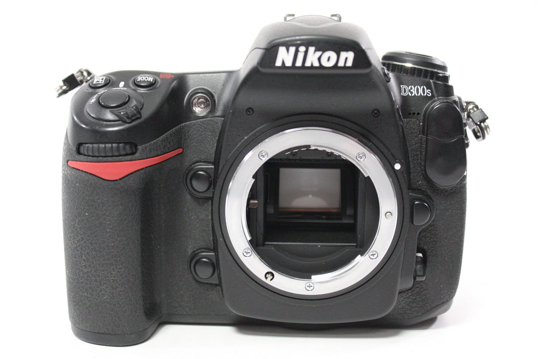 Nikon D300S DSLR Camera Body with Shutter Count 89,330 with Battery Grip