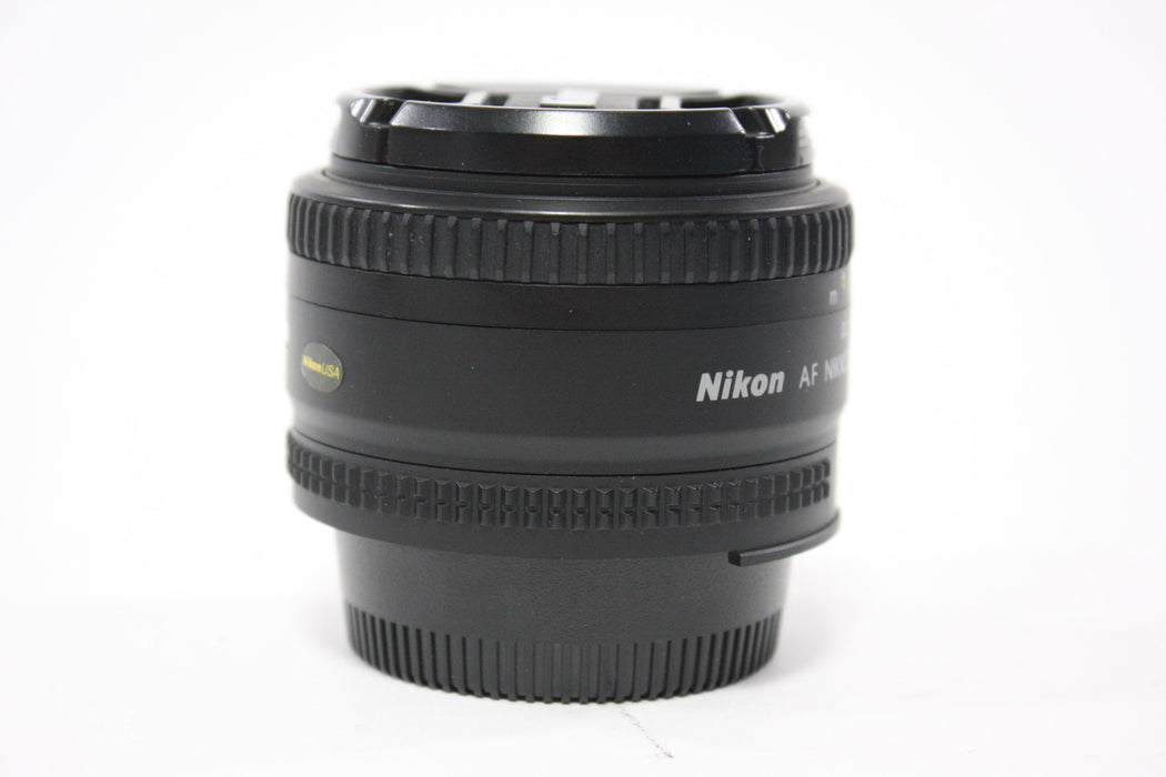 Nikon 50mm f/1.8 D AF Nikkor Lens for Nikon F Mount