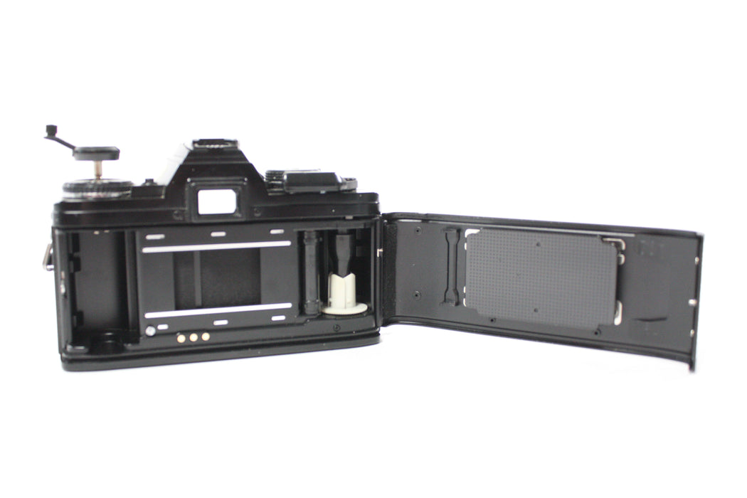 Minolta X-700 35mm SLR Camera Body AS-IS