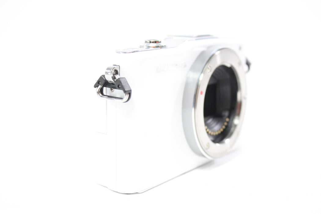 Olympus Pen Mini E-PM1 Digital Mirrorless Camera with 14-42mm f/3.5-5.6 II R MSC Lens with Shutter Count 8,150