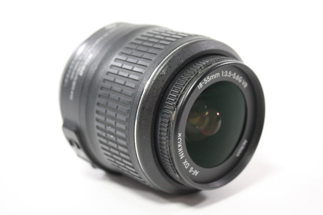 Nikon 18-55mm f/ 3.5-5.6 G DX VR AF-S Nikkor Lens for Nikon F Mount
