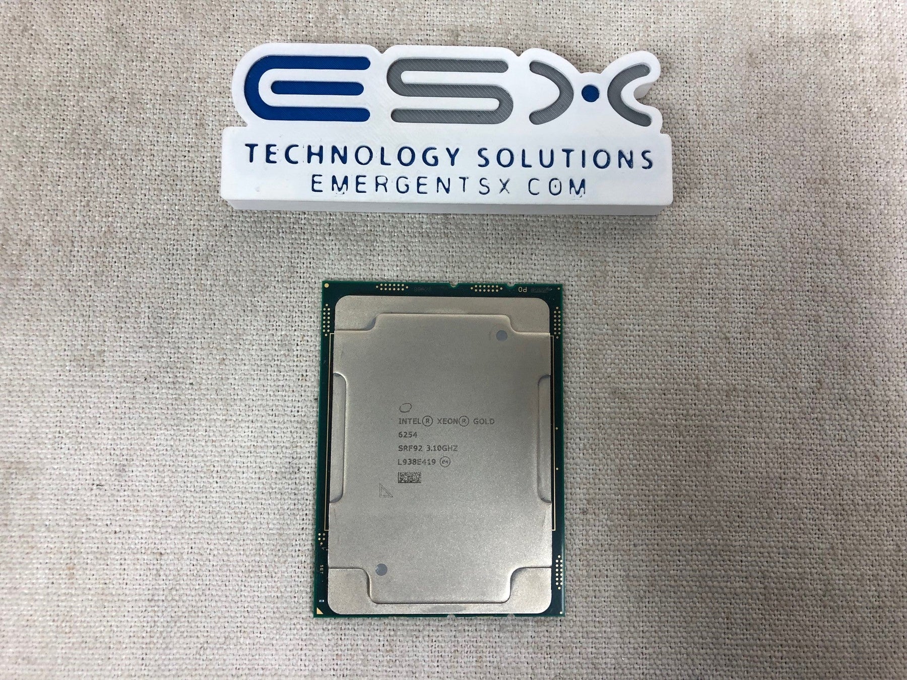 Intel Xeon 18-Core Gold 6254 @ 3.1GHz 24.75MB 200W LGA 3647 Processor SRF92 CPU