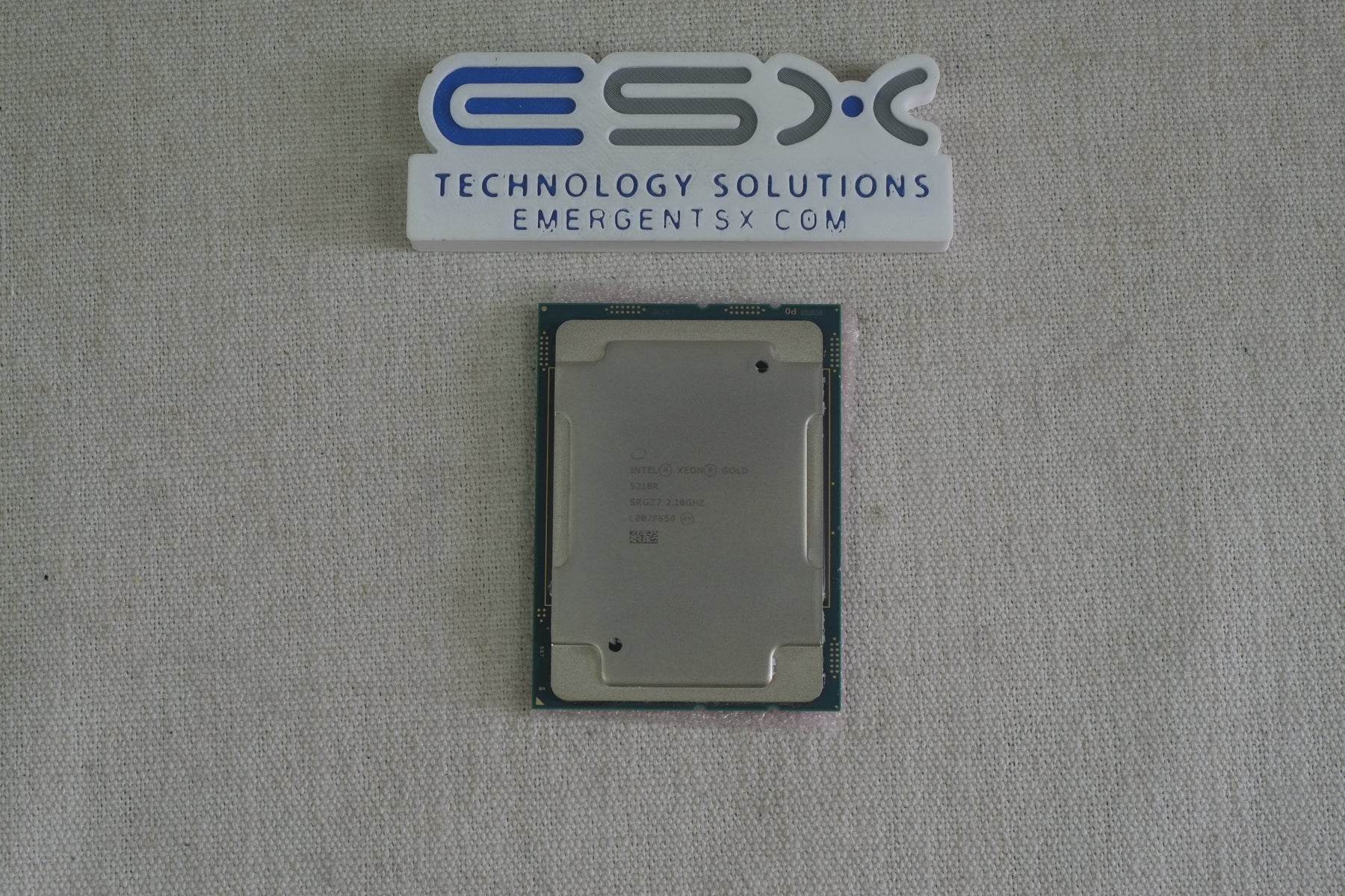 Intel Xeon 20-Core Gold 5218R @ 2.1GHz 27.5MB 125W LGA3647 Processor SRGZ7 CPU