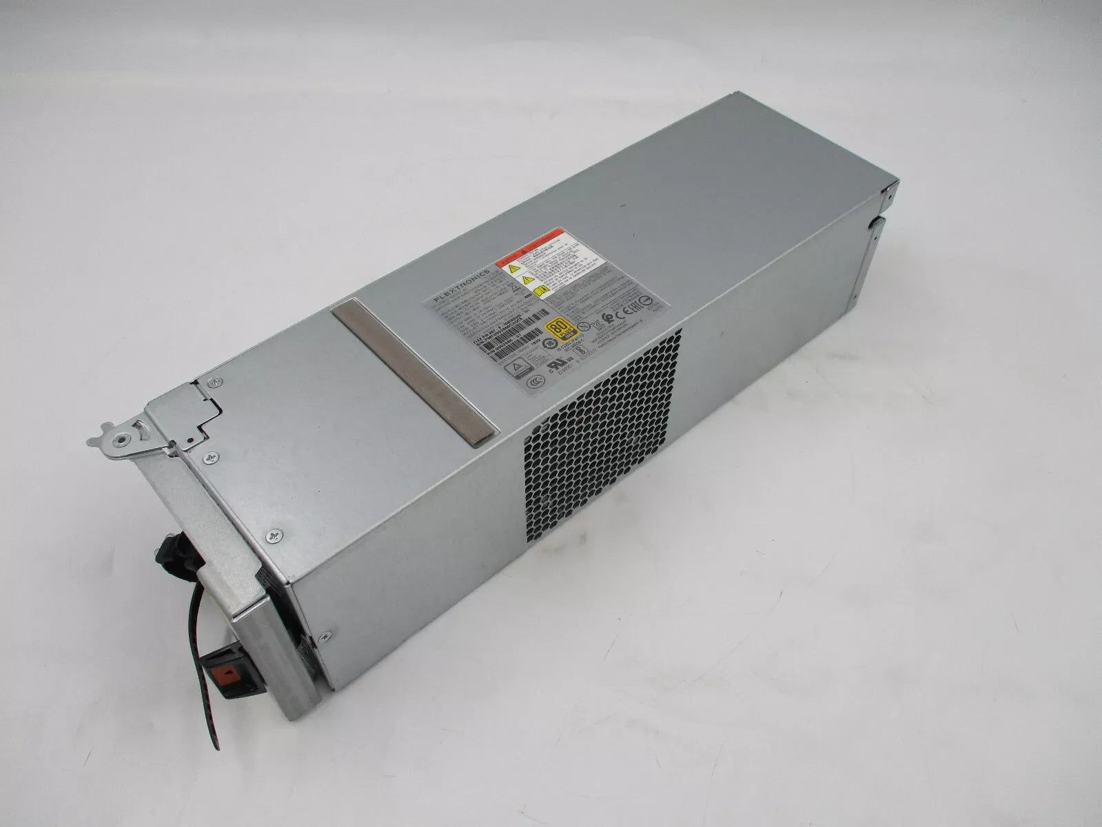 Lenovo SP-PCM02-HE580-AC 584W 80 Plus Gold FRU PN: 01DC150 Lenovo