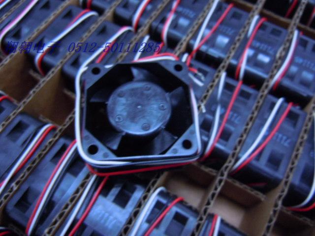NMB 1608KL-05W-B69 40x40x20mm 24V DC 0.13A Axial Cooling Fan