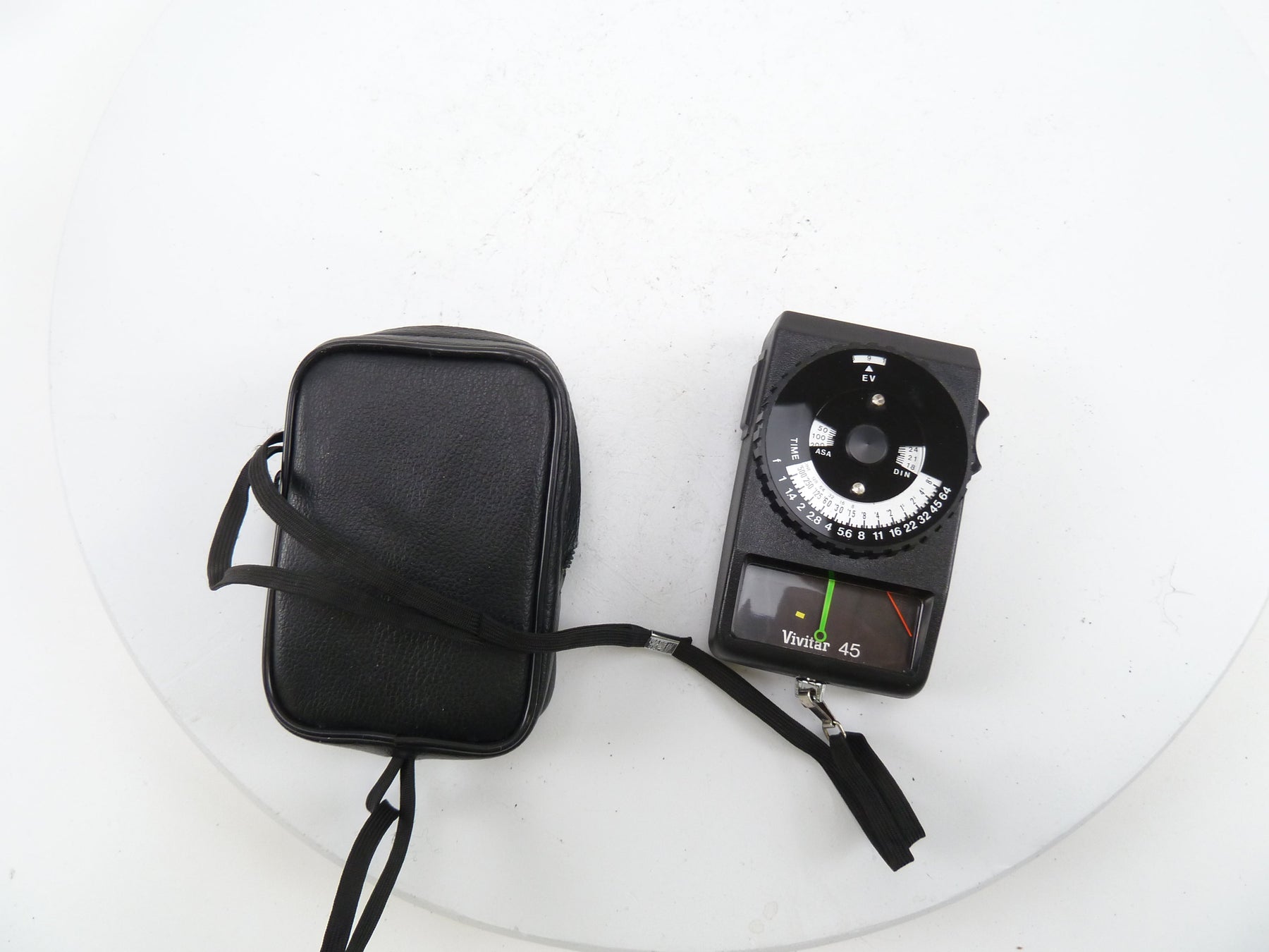 Vivitar 45 Light Meter with Case