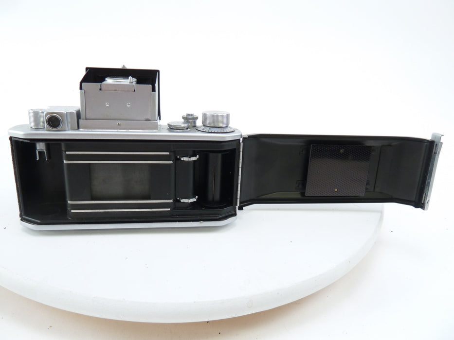 Asahiflex 35MM Camera with 58MM f2.4 Takumar Lens