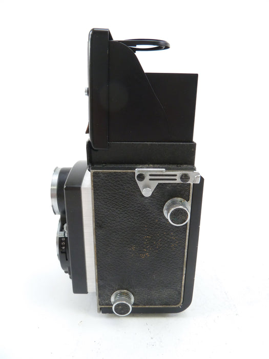 Rolleicord V Twin Lens Reflex with Schneider 75MM f3.5 Lens AS IS