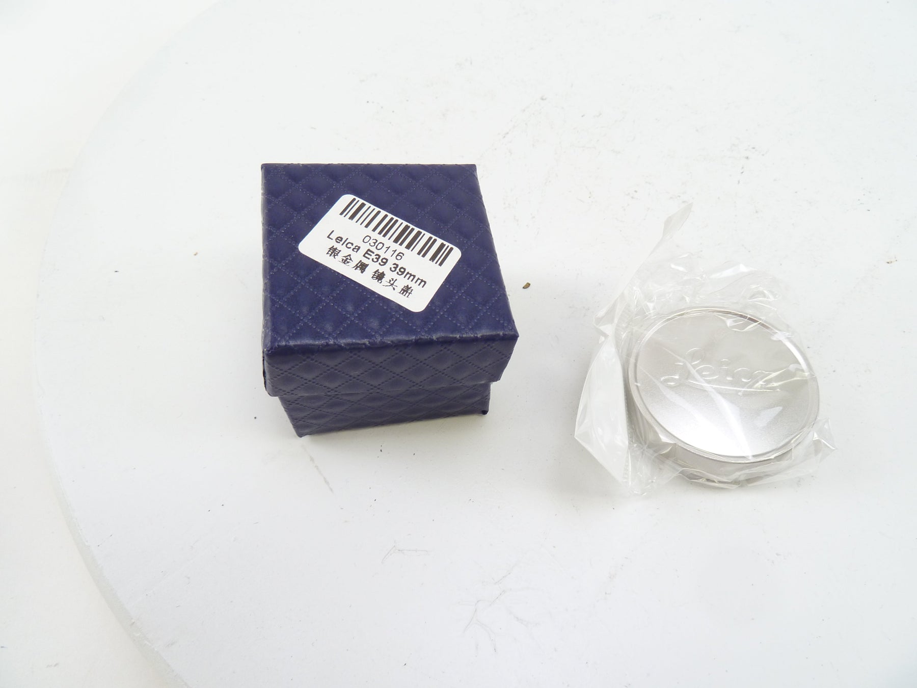 Leica 030116 /E39 39MM Lens Cap in Box