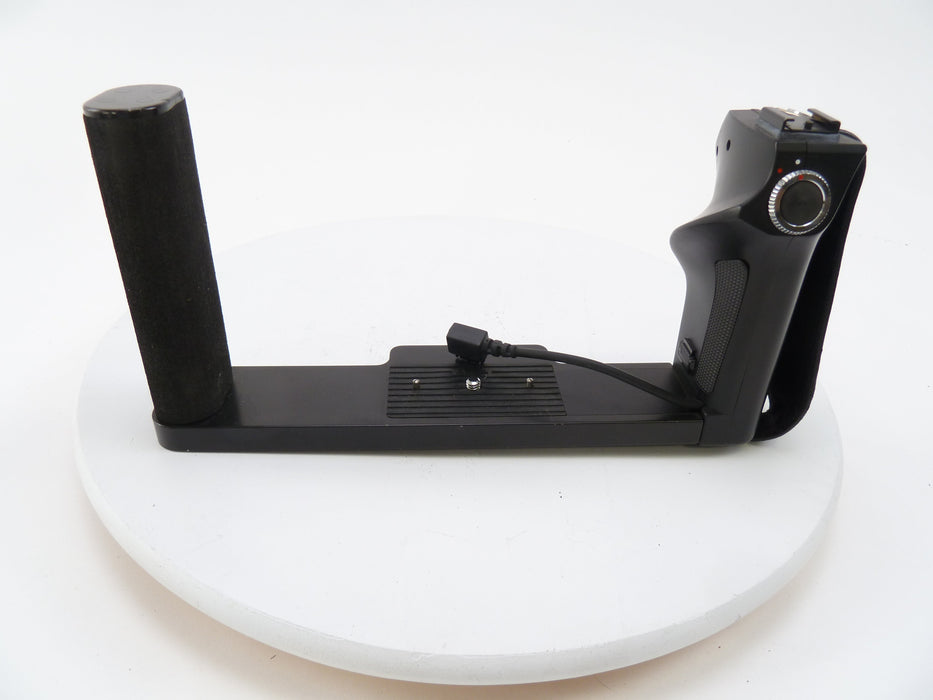 Mamiya RZ Aerial Grip with Electronic Release