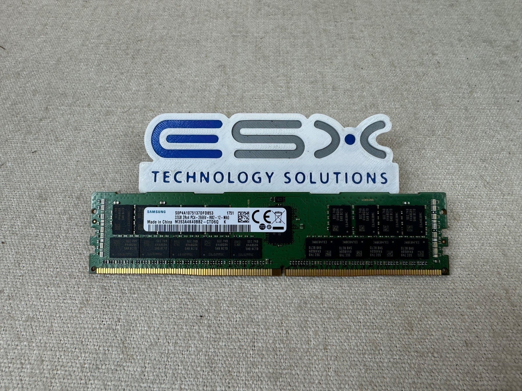 Samsung M393A4K40BB2-CTD 32GB 2Rx4 PC4-2666V DDR4 ECC Server Memory DIMM
