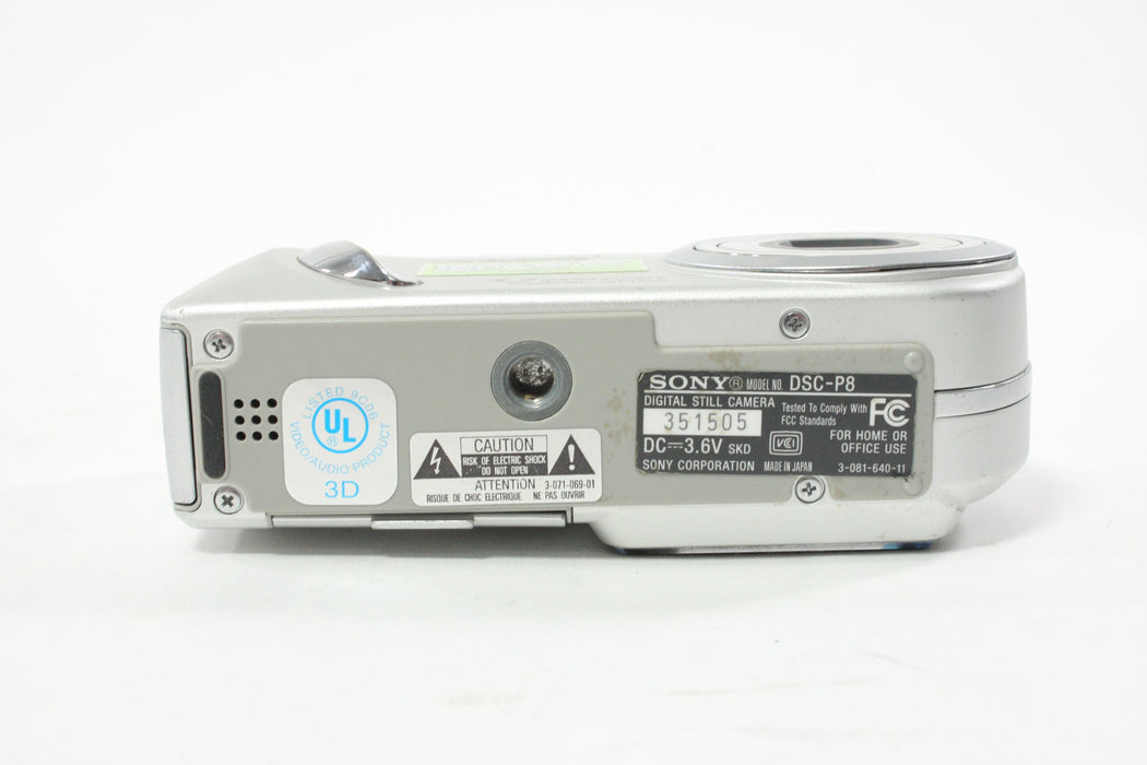 Sony CyberShot DSC-P8 Digital Point-and-Shoot Camera 3x Zoom 3.2mp