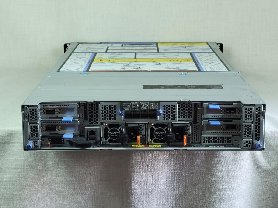 Lenovo 7X20CTO1WW ThinkSystem D2 Enclosure 4x SD530 Nodes 8 Port EIOM 10G SFP+