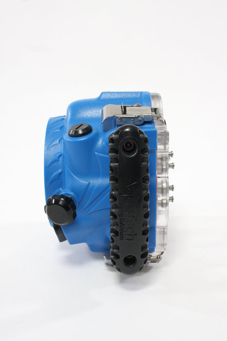 Aquatech Elite D810/D800/D800E with Housing, Grip, and PD-135 Lens Port