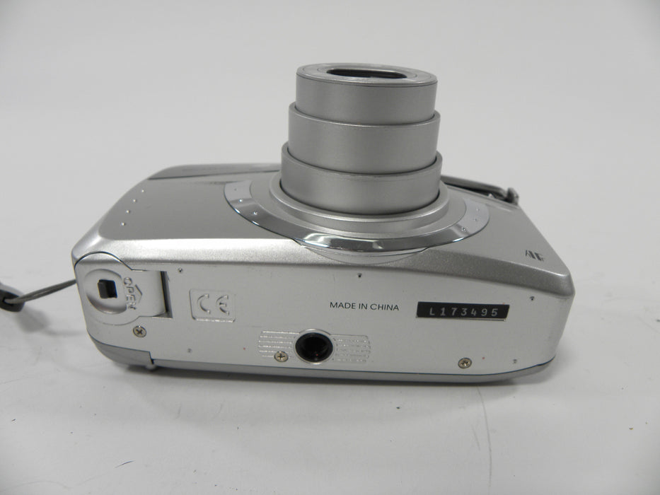 Argus 35mm Point-and-Shoot Camera, Model M5700D