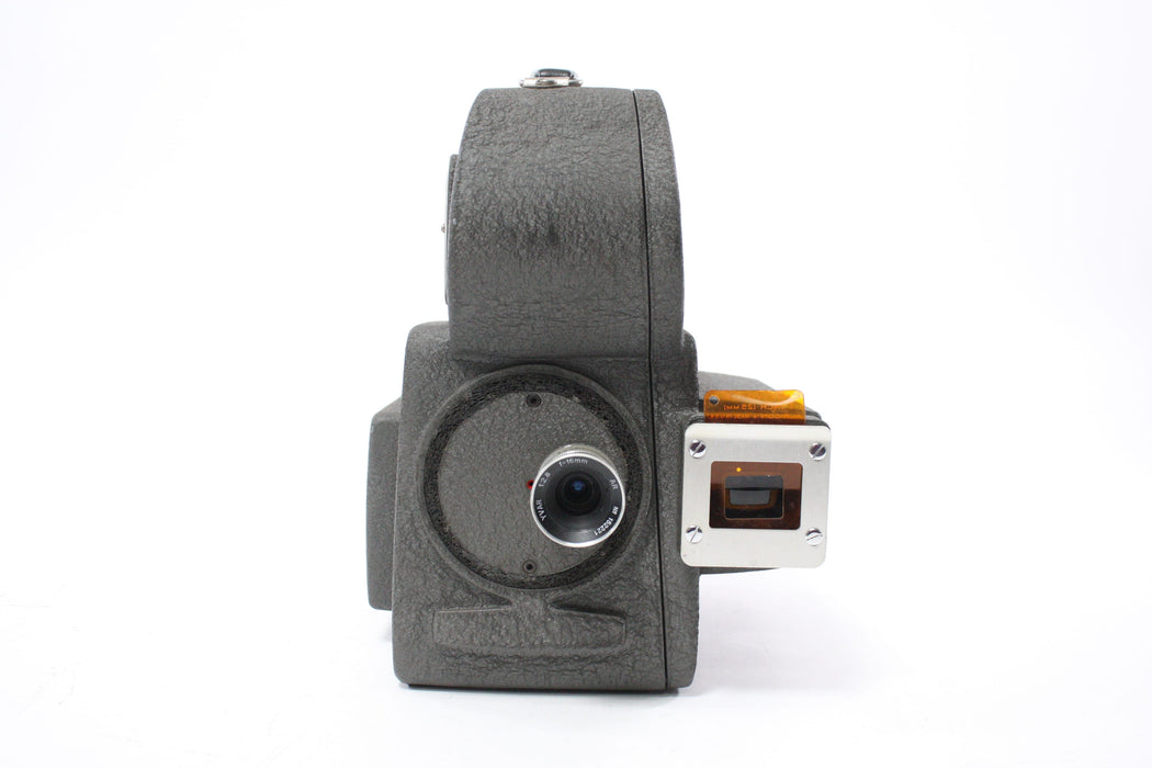 Auricon 16mm Sound-On-Film Camera CM-72 with RA30-21093-A7 and E-6 Microphone AS-IS