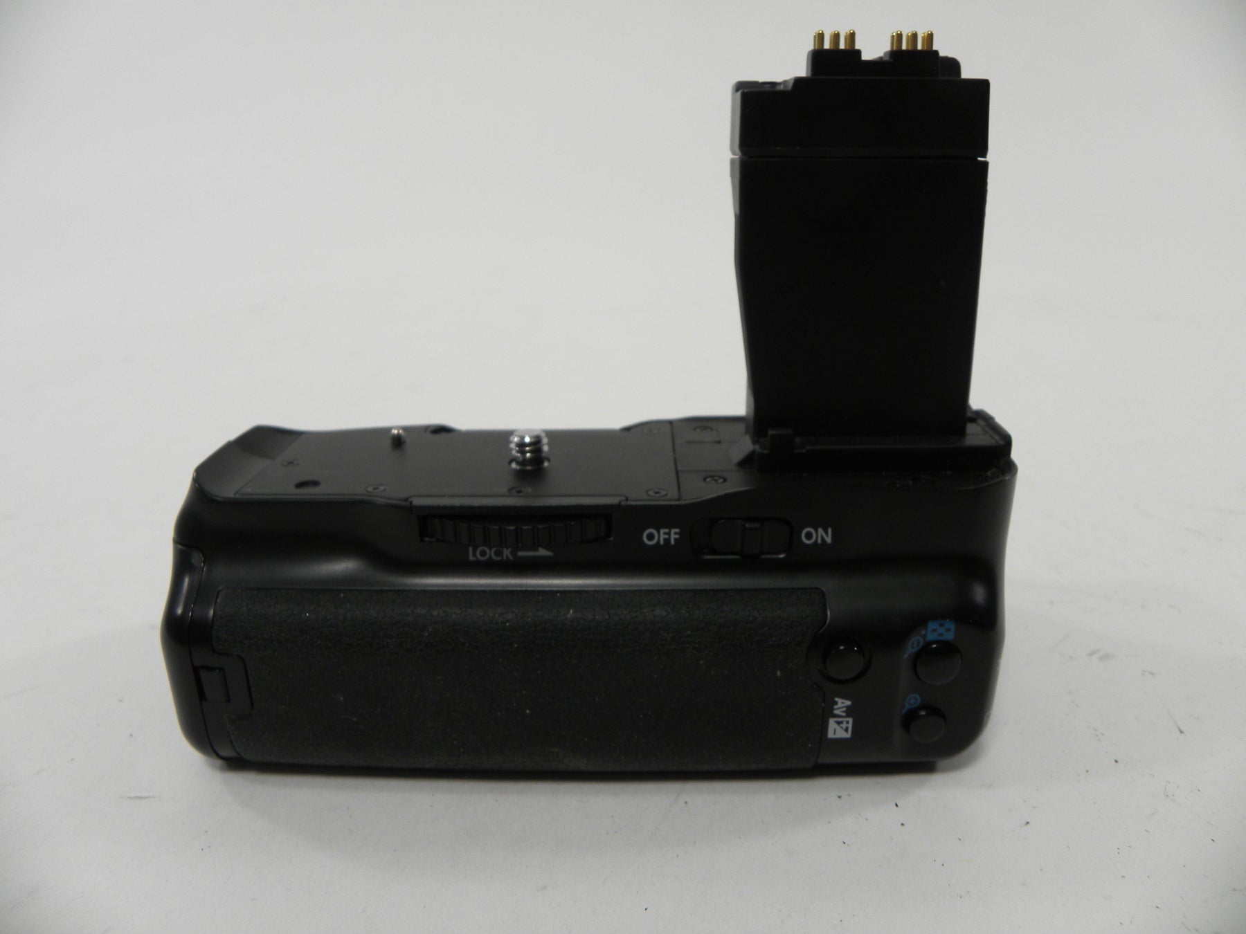 Battery Grip BP-550D for Canon T2i