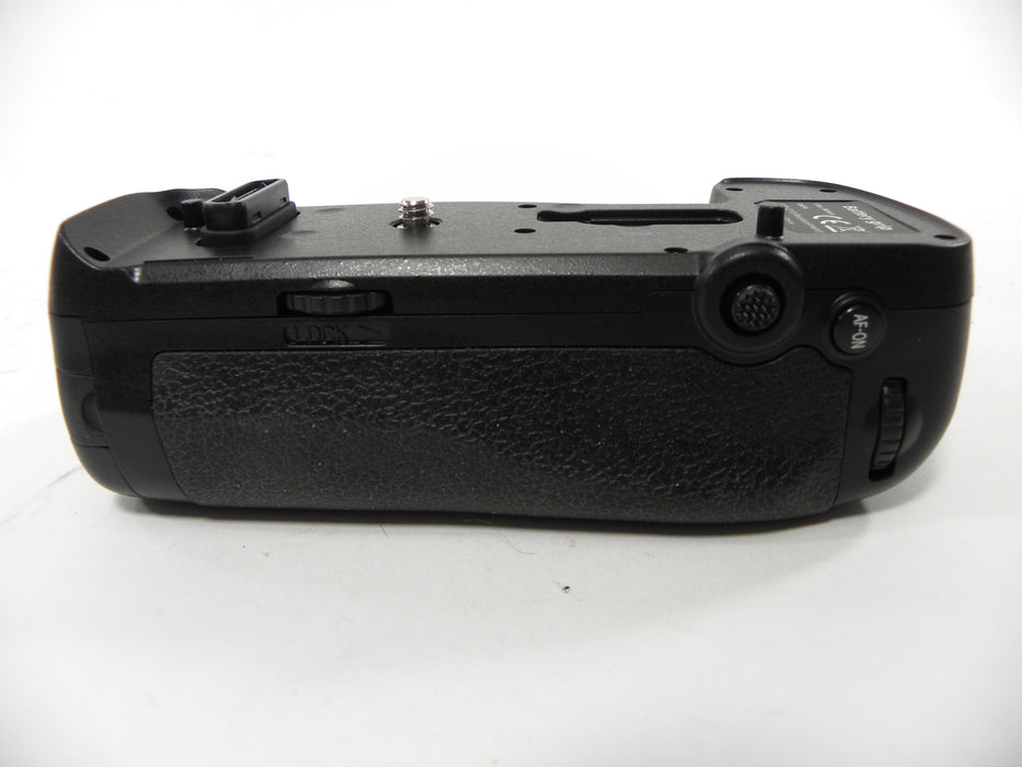 Battery Grip for Nikon D850