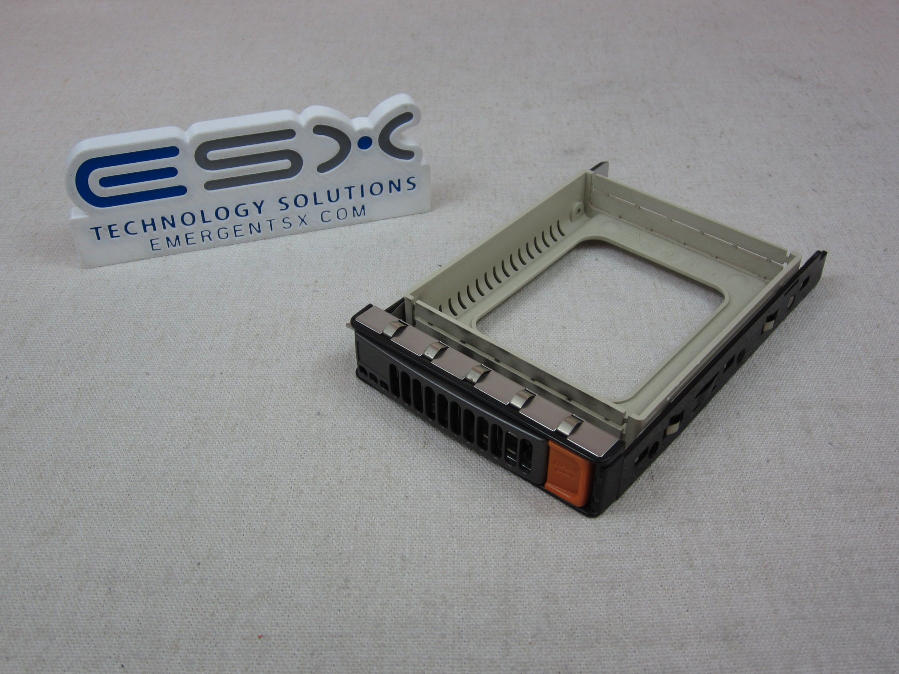 Supermicro 01-SC826A4-XX00C101 3.5” Hot Swap Hard Drive Tray