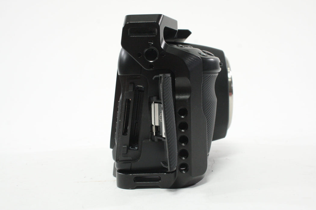 Blackmagic Pocket Cinema Camera Body with Smallrig Cage
