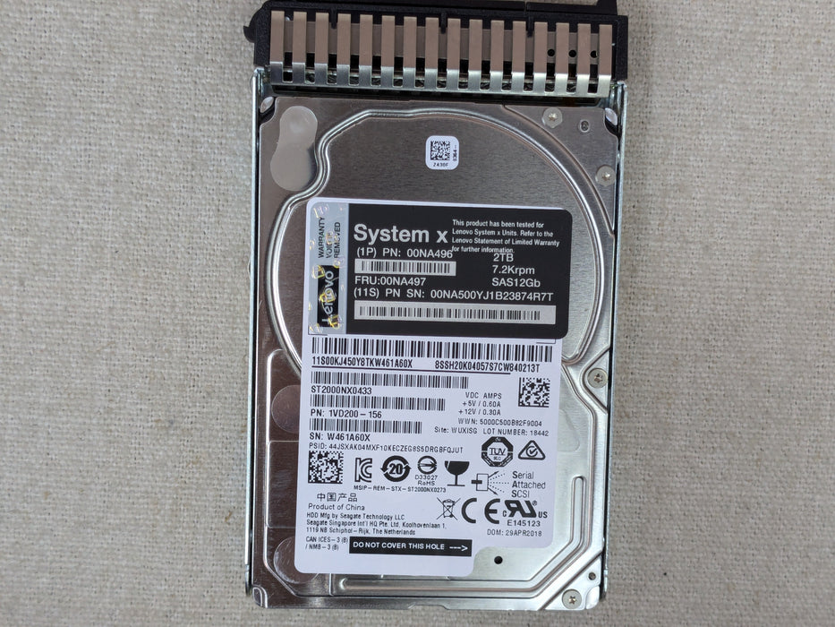 Lenovo 00NA497 2TB 7.2k 12Gb/s 2.5” SAS SFF Hard Drive X3550 X3650 M5