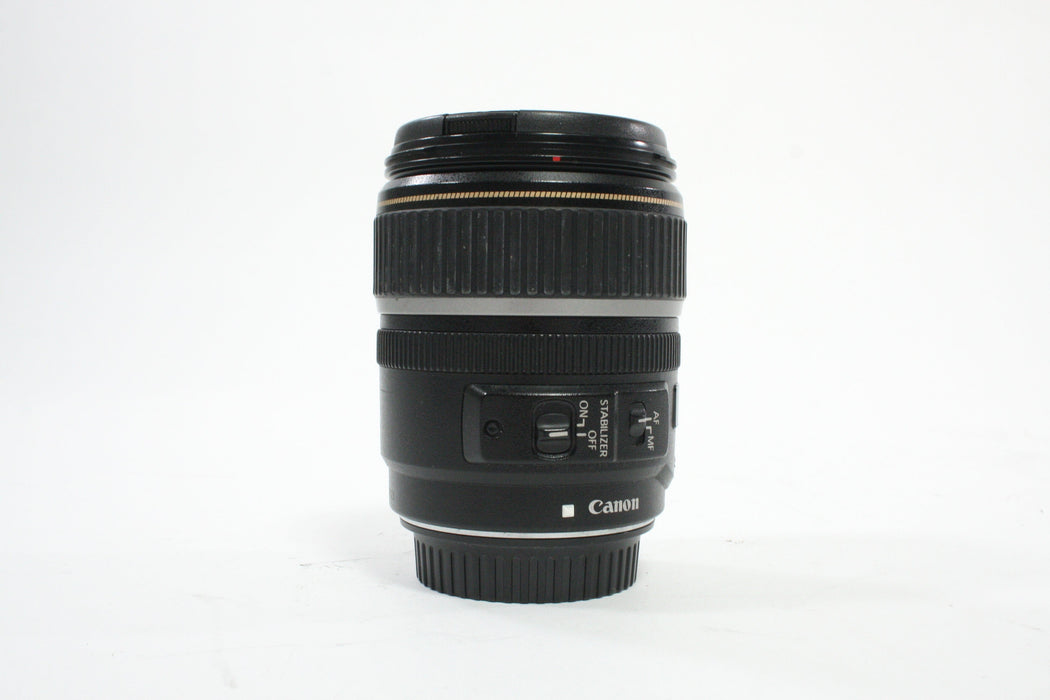 Canon 17-85mm f/4-5.6IS USM EF-S Lens for Canon EF Mountq