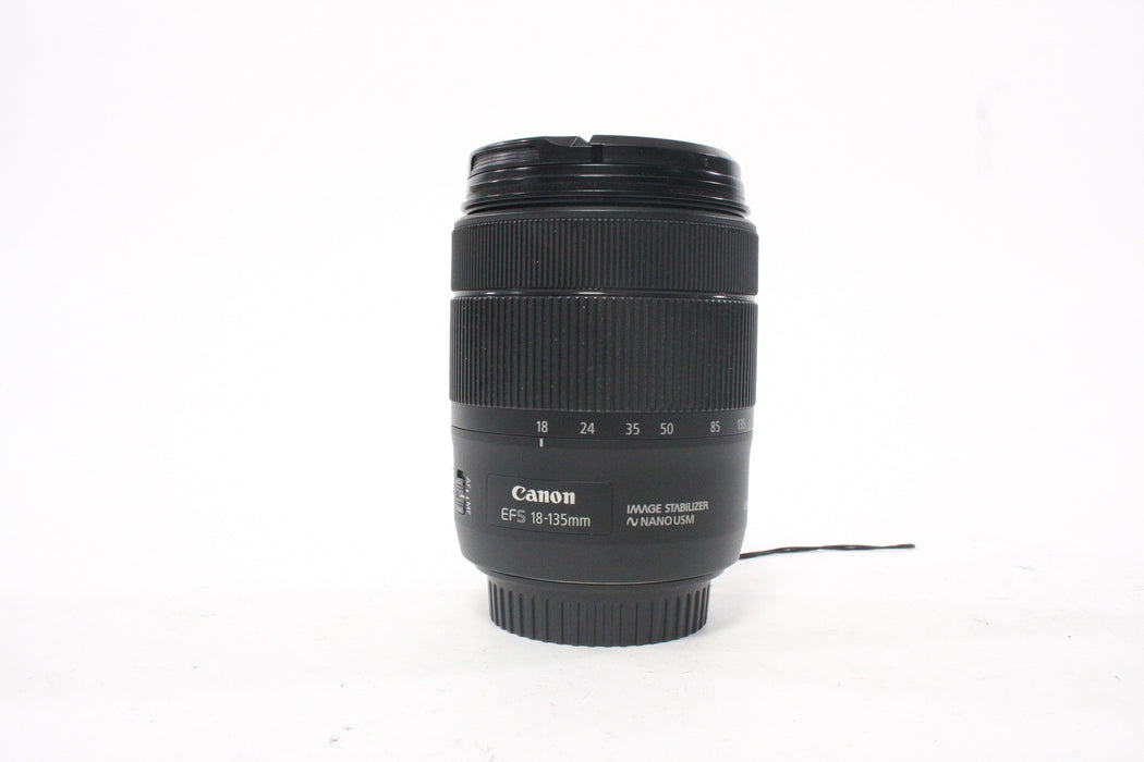 Canon 18-135mm f/3.5-5.6 IS USM EF-S Lens for Canon EF Mount