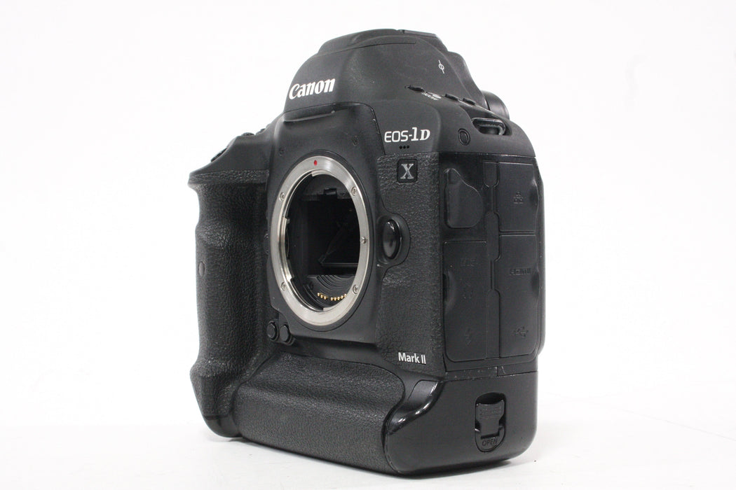 Canon 1DX Mark II DSLR Camera Body with Shutter Count 438,000