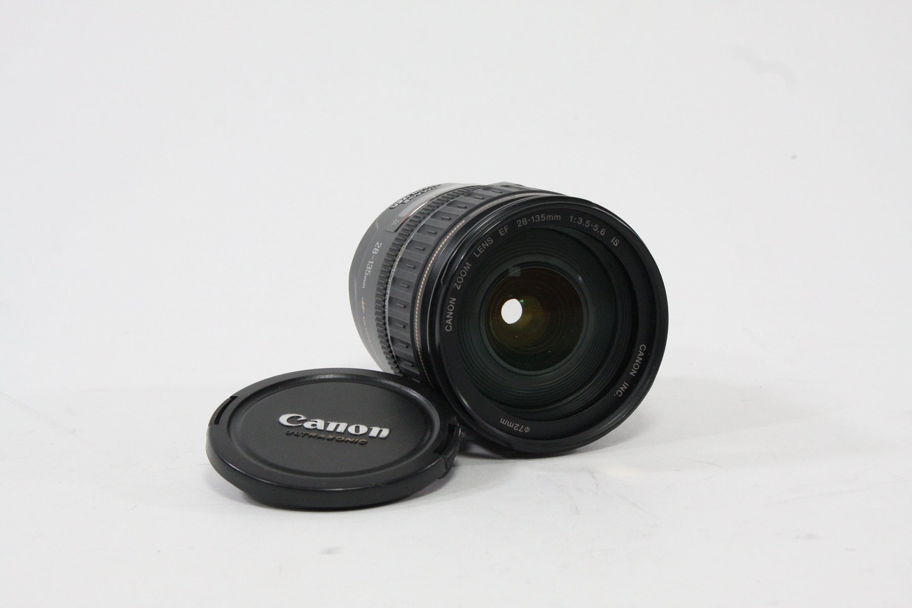Canon 28-135mm f/3.5-5.6 IS EF