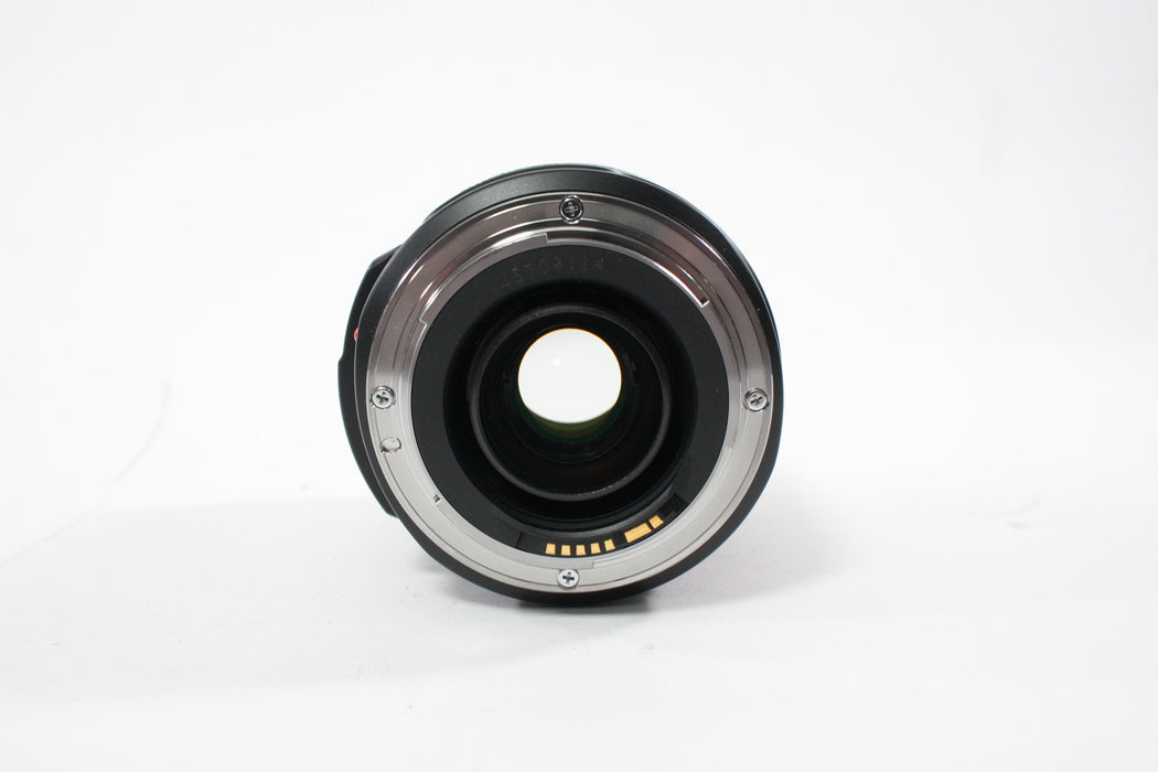 Canon 28-135mm f/3.5-5.6 IS Lens for Canon EF Mount