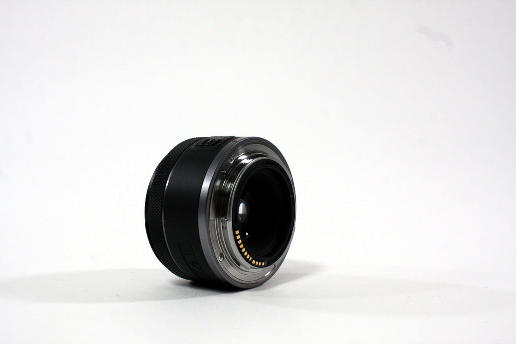 Canon 50mm f/1.8 STM RF