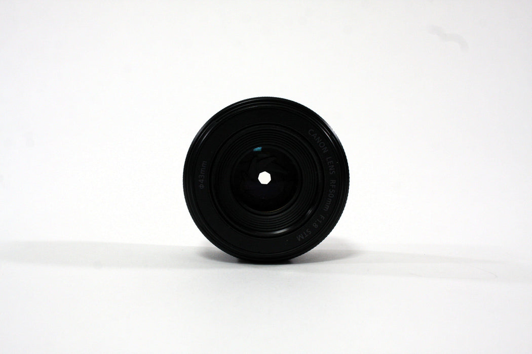 Canon 50mm f/1.8 STM RF