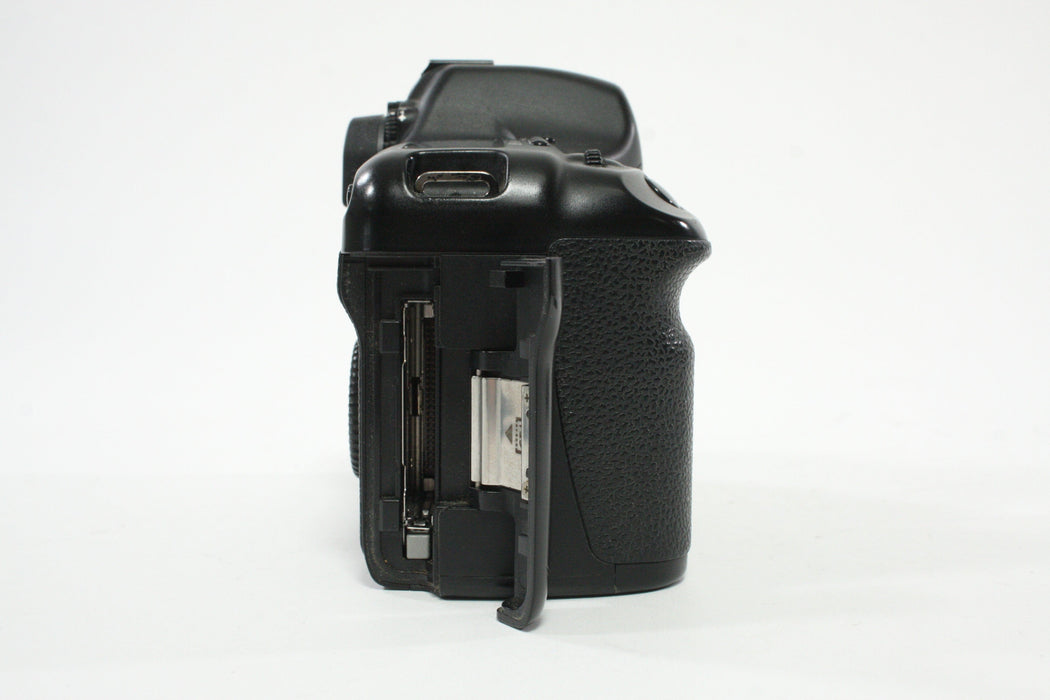 Canon 5D DSLR Camera Body