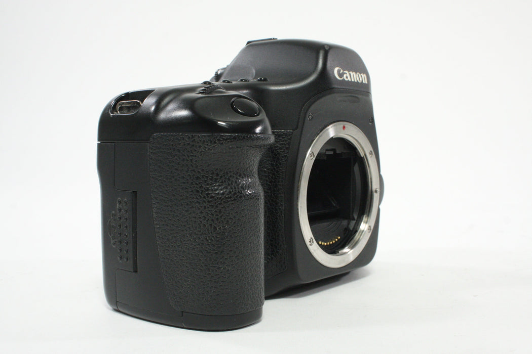 Canon 5D DSLR Camera Body
