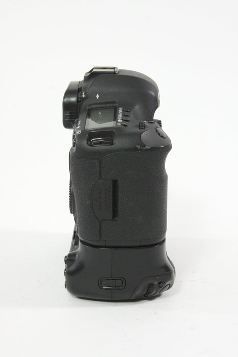 Canon 5D Mark III w/ Battery Grip - Shutter Count 8268