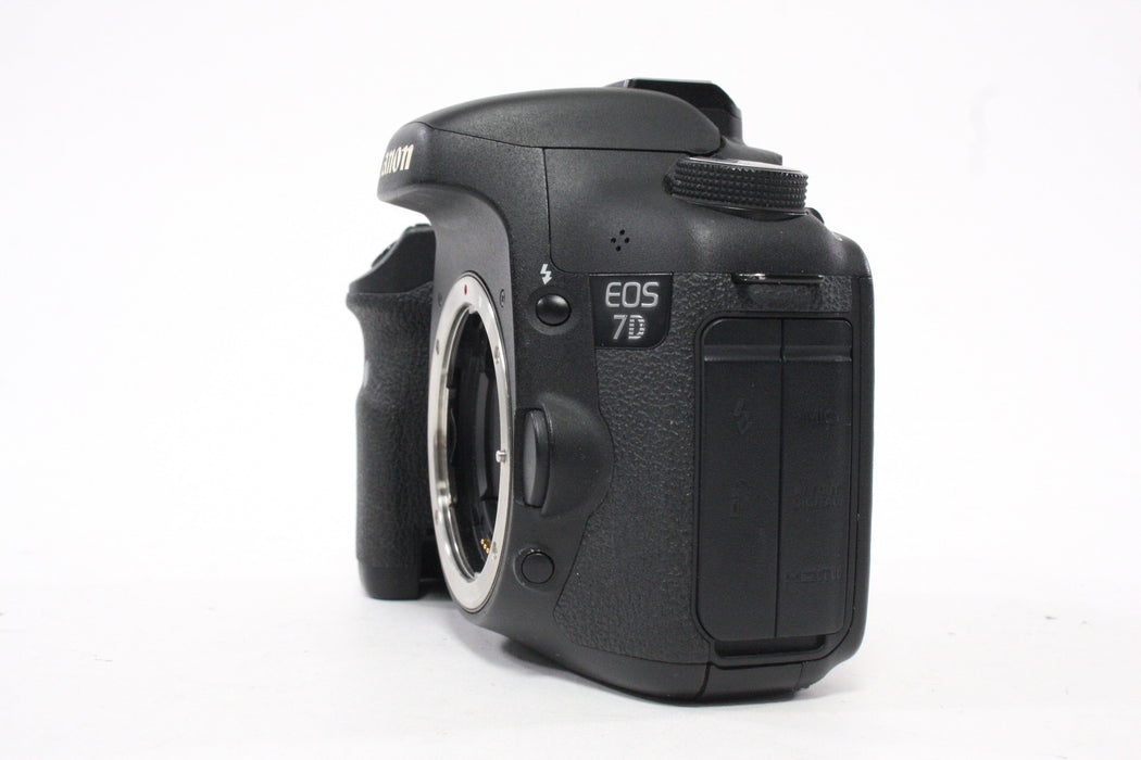 Canon 7D DSLR Camera Body.  AS-IS