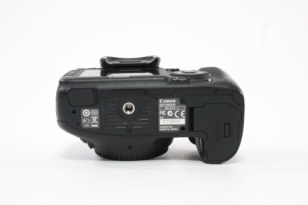 Canon 7D DSLR Camera Body with Shutter Count 53,028