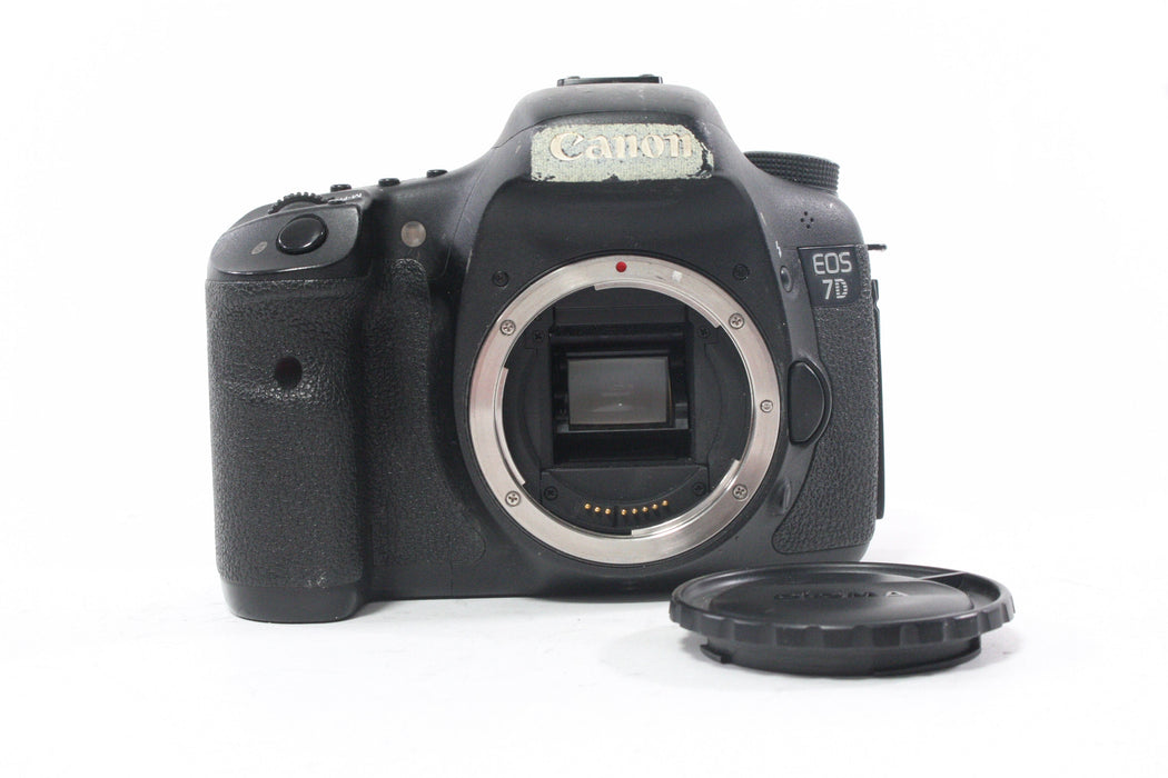 Canon 7D DSLR Camera with Shutter Count 113,472.  AS-IS