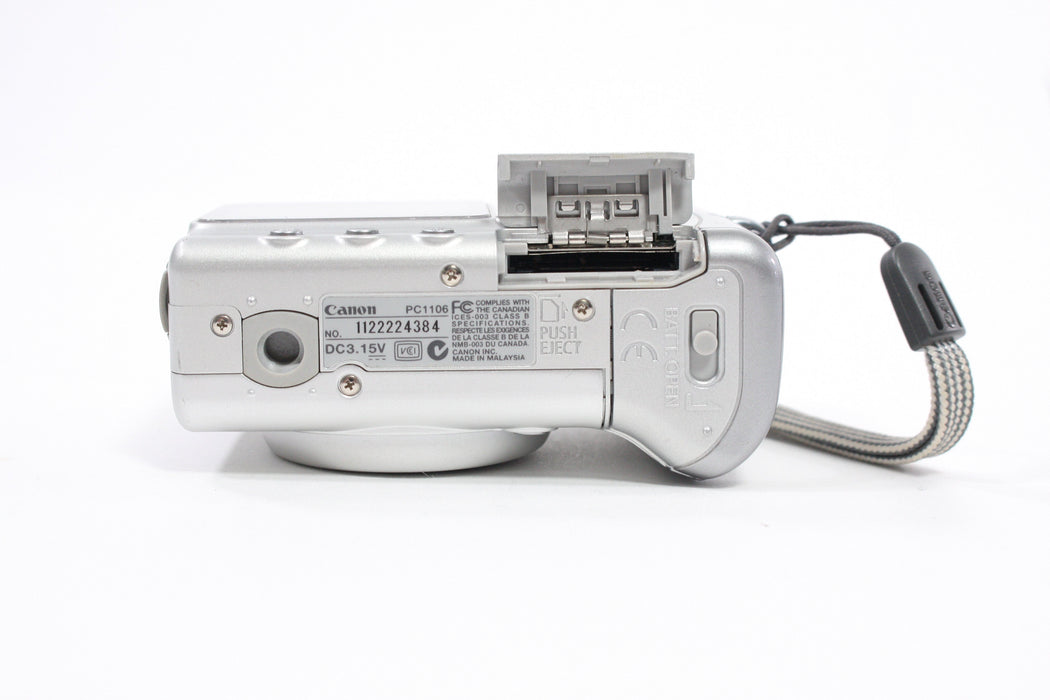 Canon A520 Digital Camera 4x Zoom 4.0mp