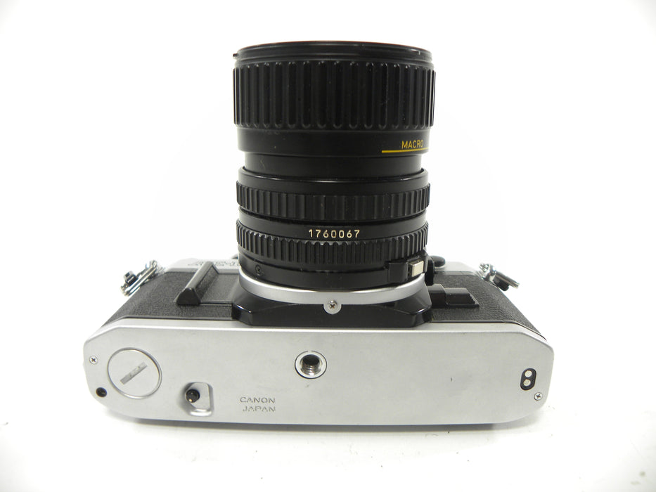 Canon AE-1 35mm SLR Camera w/FD 35-70mm f3.5-4.5