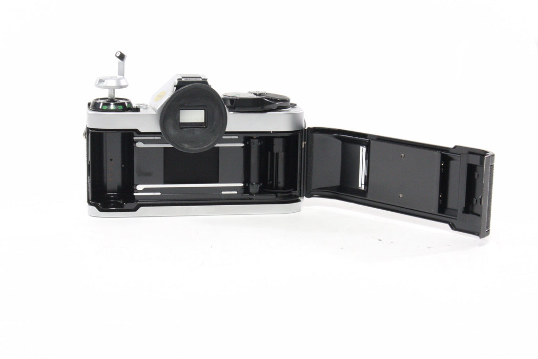 Canon AE-1 35mm SLR Camera with 50mm f/1.8 Lens
