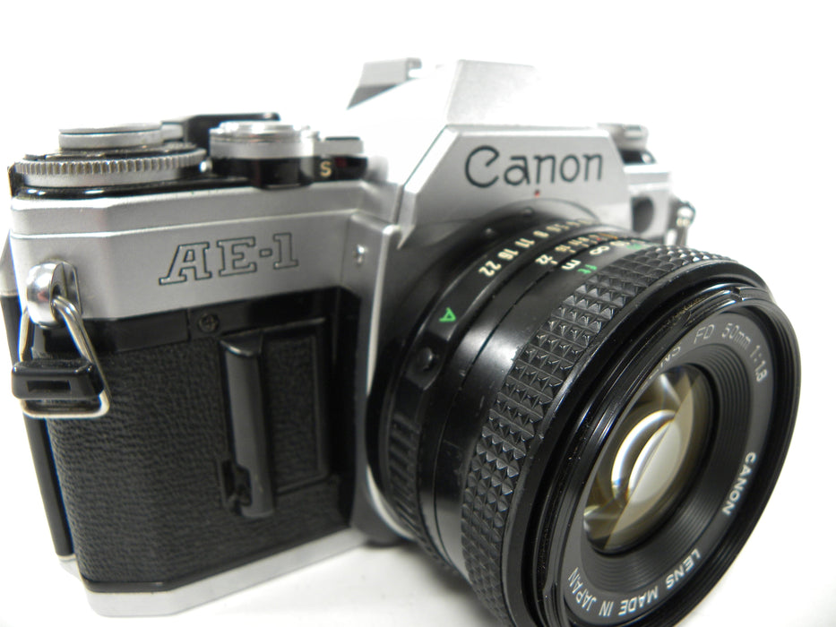 Canon AE-1 35mm SLR w/50mm f1.8