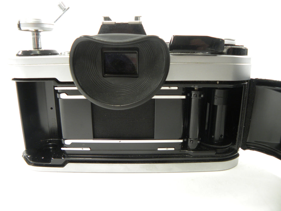Canon AE-1 35mm SLR w/FD 35-105mm F3.5