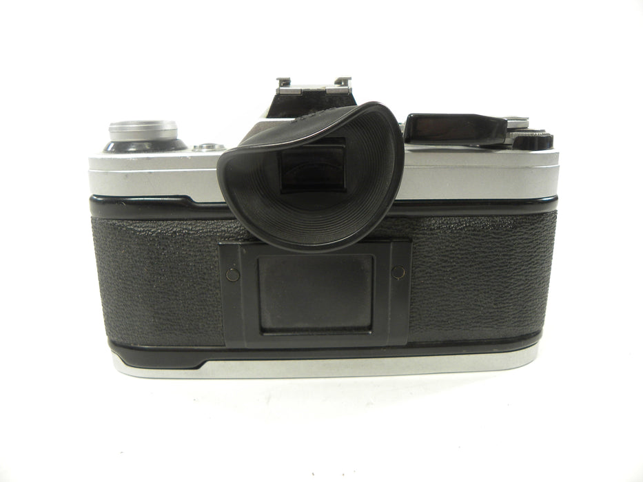 Canon AE-1 35mm SLR w/FD 35-70mm f3.5-4.5