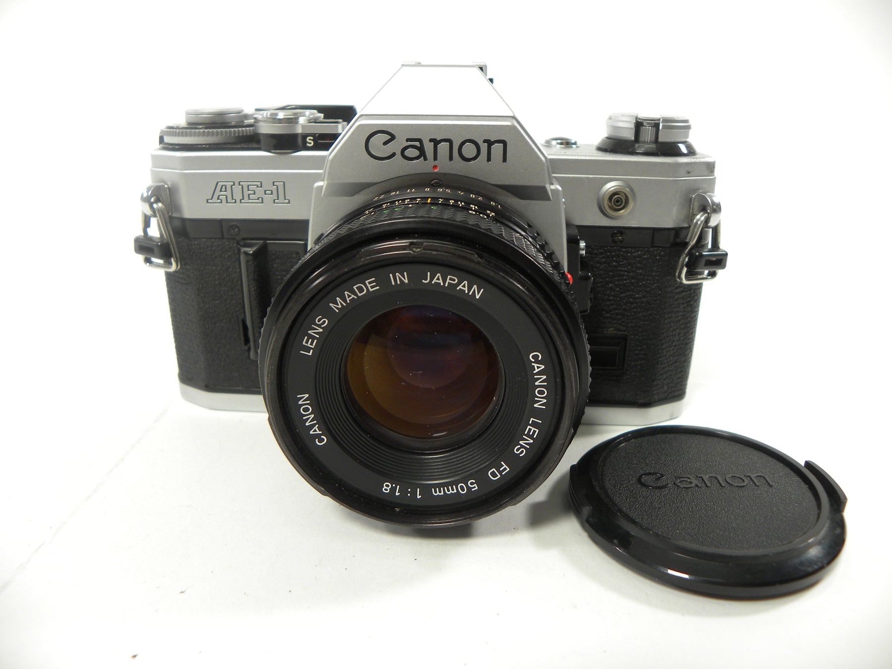 Canon AE-1 35mm SLR w/FD 50mm f1.8