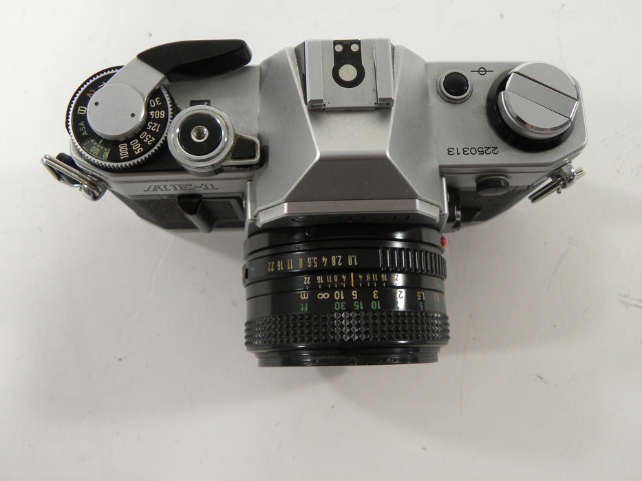 Canon AE-1 35mm SLR w/FD 50mm f1.8