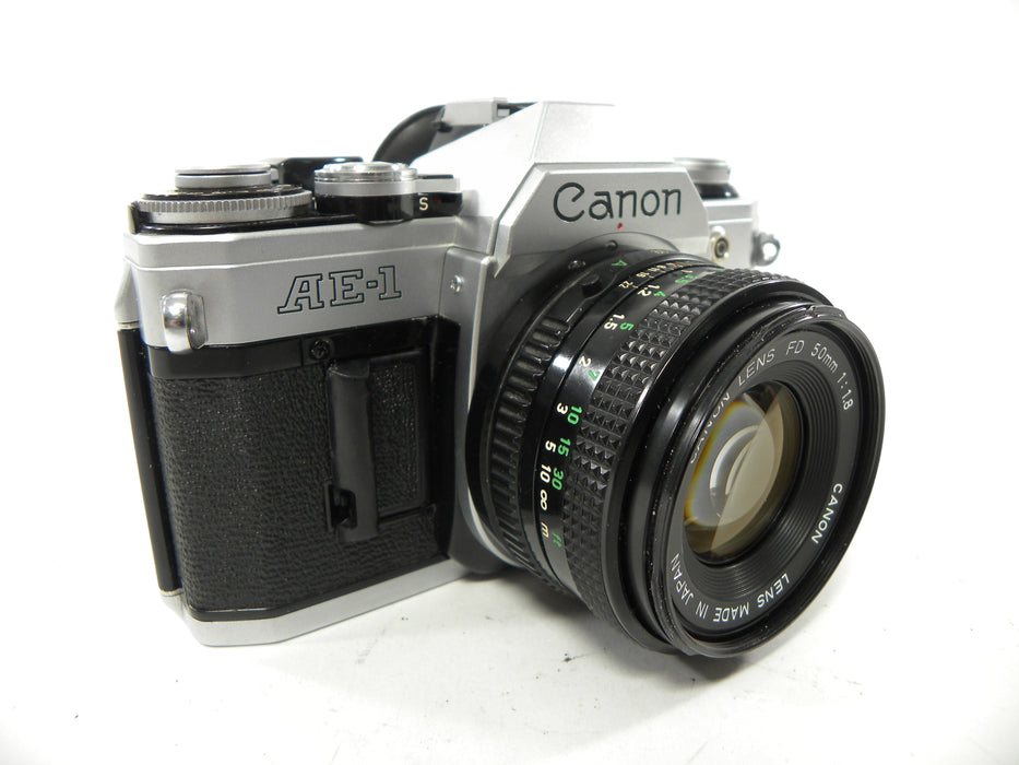 Canon AE-1 35mm SLR w/FD 50mm f1.8