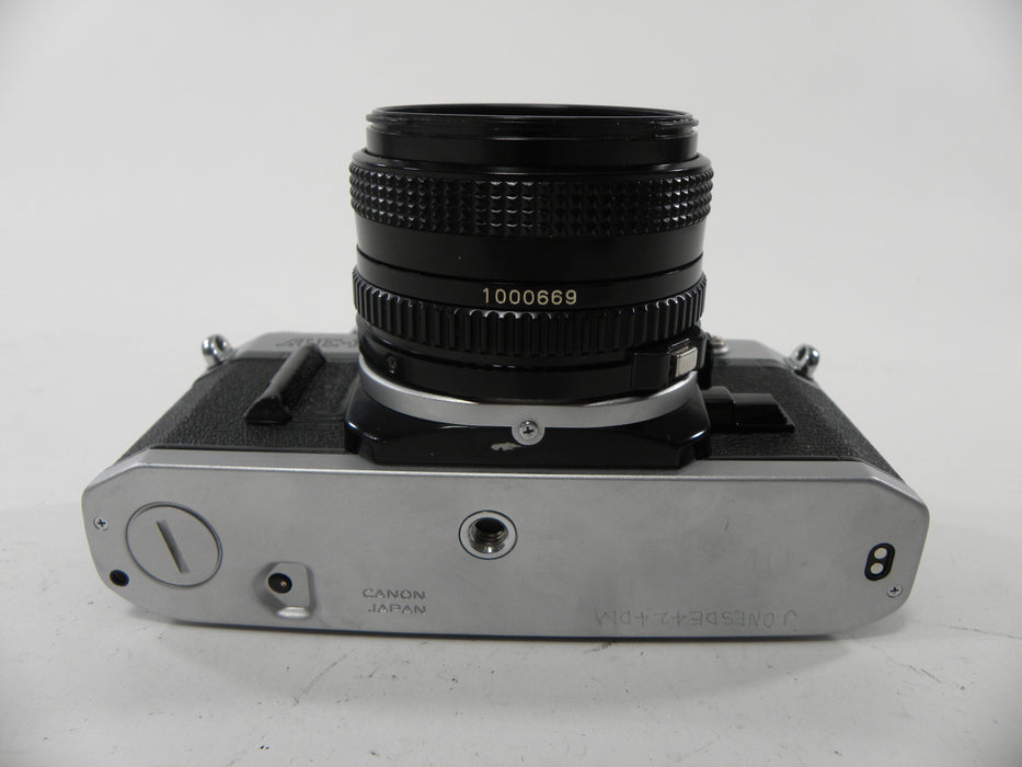 Canon AE-1 35mm SLR w/FD 50mm f1.8