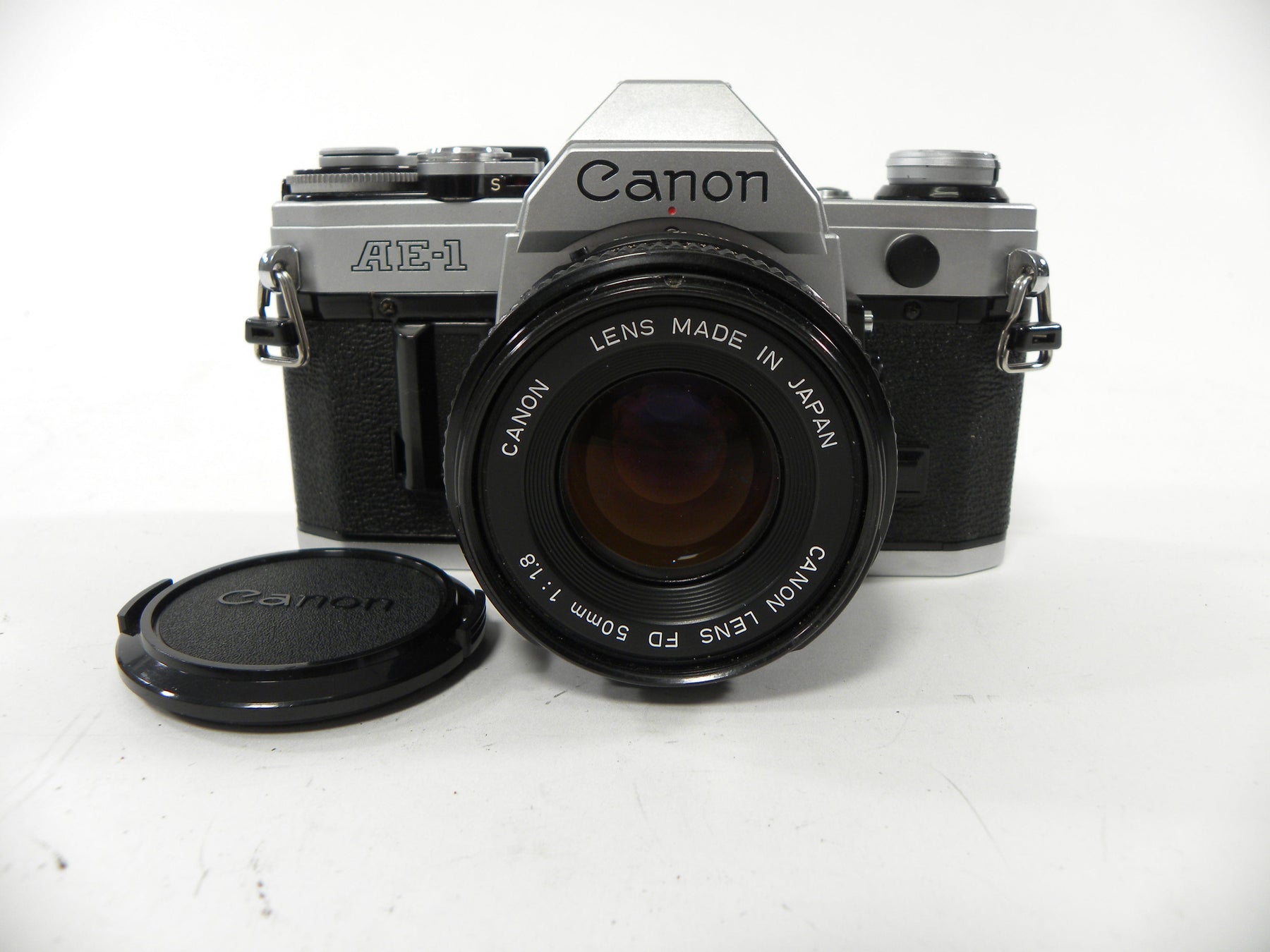 Canon AE-1 35mm SLR w/FD 50mm f1.8