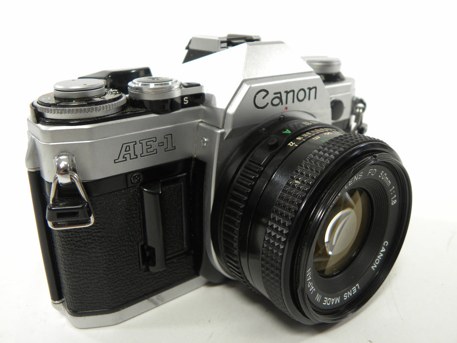 Canon AE-1 35mm SLR w/FD 50mm f1.8